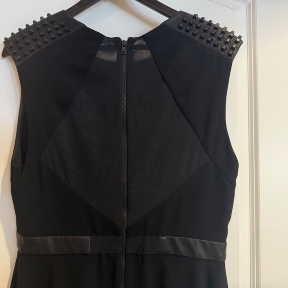 Alice and Olivia - size large - black knee length dress - Picture 3 of 6